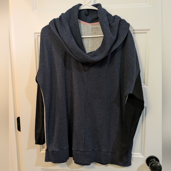 Calvin Klein Sweaters - Calvin Klein Navy Cowl Neck top with Black Sleeves